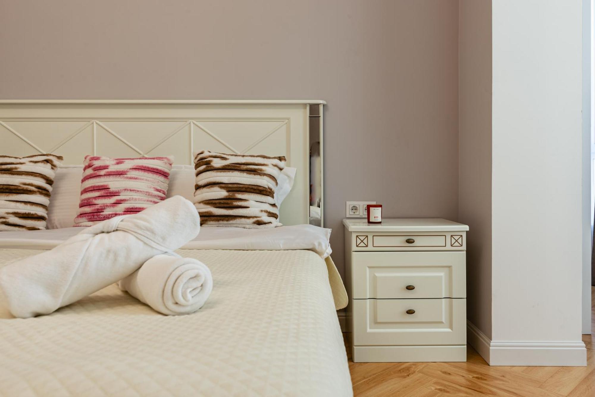 Apartment просторная 3-х комнатная в стиле сканди-минимализм Almaty